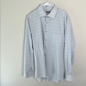 Van Heusen White Dress Shirt Classic Style